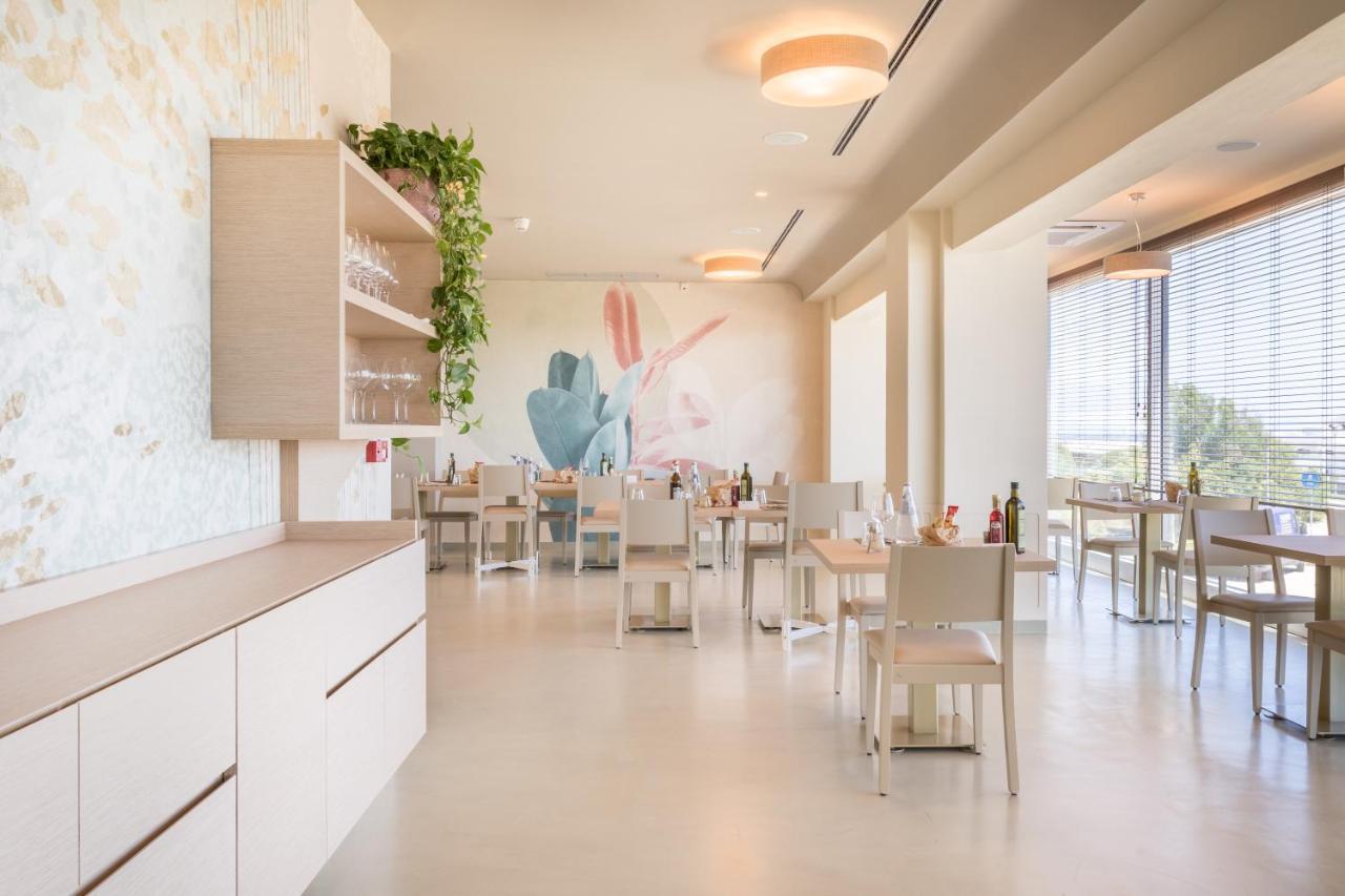 Hotel Baya - In Centro, Sul Mare Milano Marittima Exteriör bild