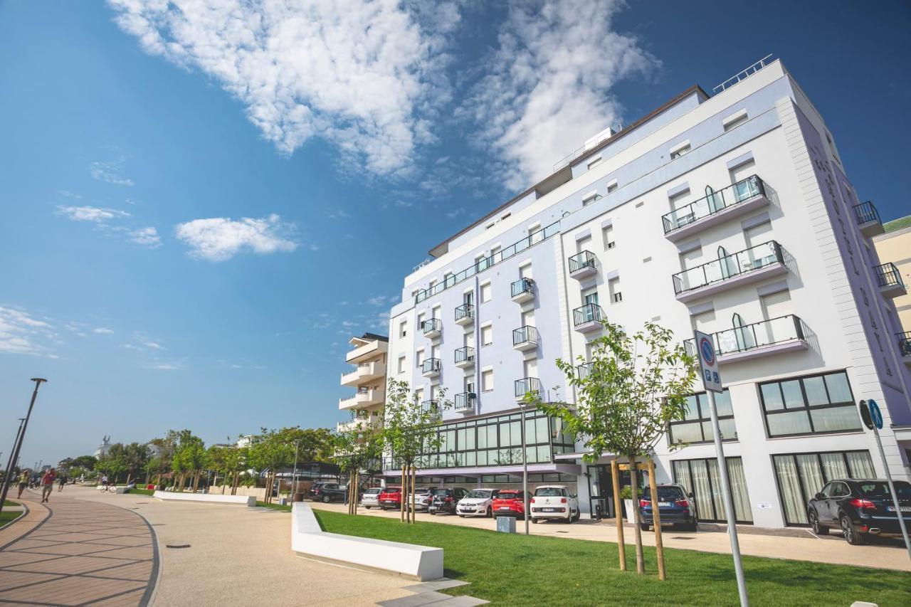 Hotel Baya - In Centro, Sul Mare Milano Marittima Exteriör bild