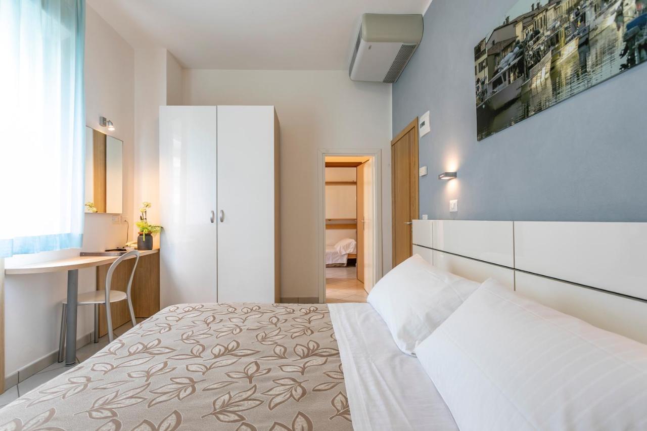 Hotel Baya - In Centro, Sul Mare Milano Marittima Exteriör bild