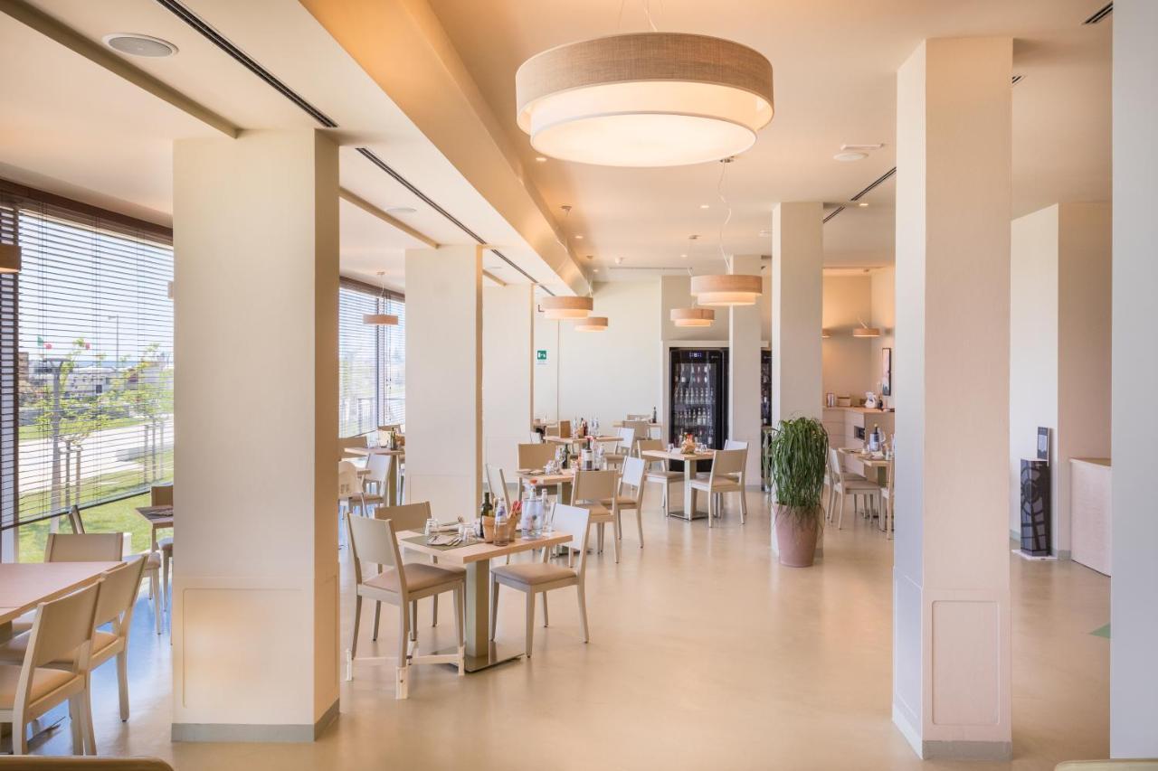 Hotel Baya - In Centro, Sul Mare Milano Marittima Exteriör bild