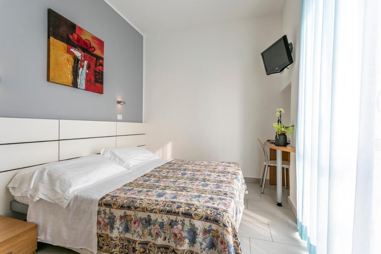 Hotel Baya - In Centro, Sul Mare Milano Marittima Exteriör bild
