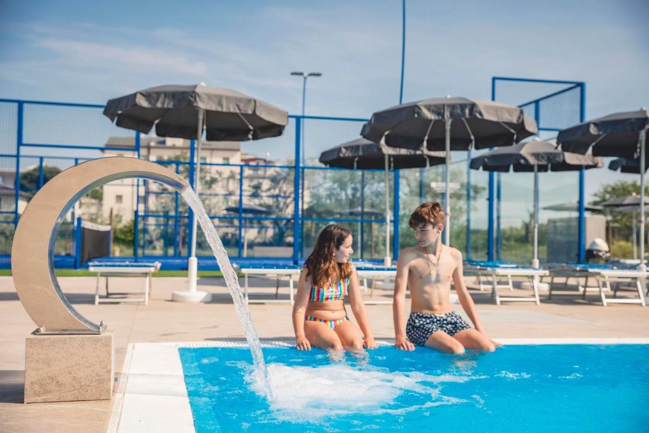 Hotel Baya - In Centro, Sul Mare Milano Marittima Exteriör bild